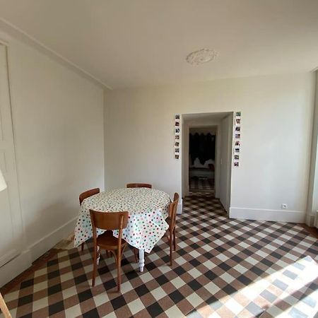 Maison Leocha Sablons-sur-Huisne Bagian luar foto