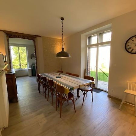 Maison Leocha Sablons-sur-Huisne Bagian luar foto