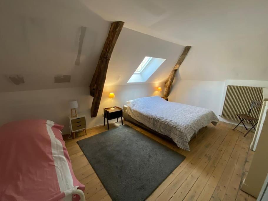 Maison Leocha Sablons-sur-Huisne Bagian luar foto
